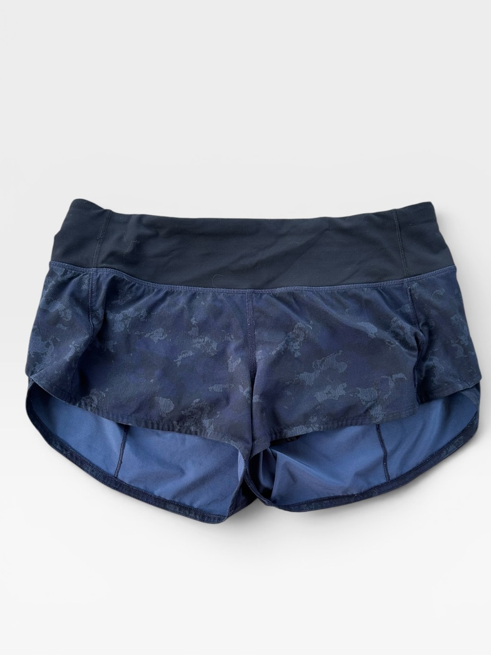 🎉5 for $45🎉  Lululemon shorts size 4